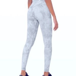 Align diamond print super high rise 28”